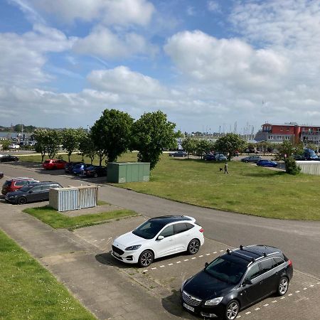 2Zi-Ferienwohnung am Südstrand mit eigenem Parkplatz perfekt für Familie Burgtiefe auf Fehmarn Exterior foto