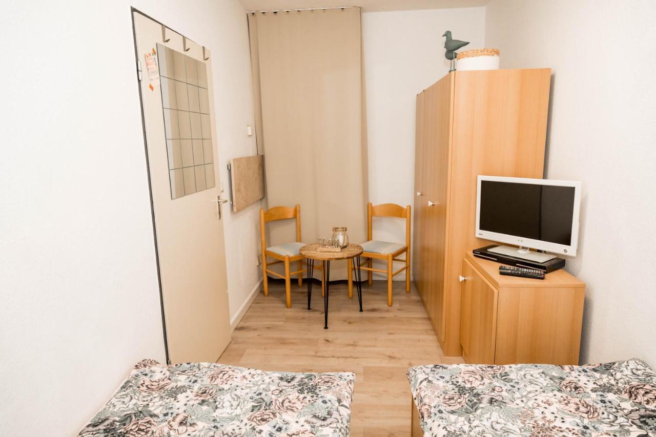 2Zi-Ferienwohnung am Südstrand mit eigenem Parkplatz perfekt für Familie Burgtiefe auf Fehmarn Exterior foto